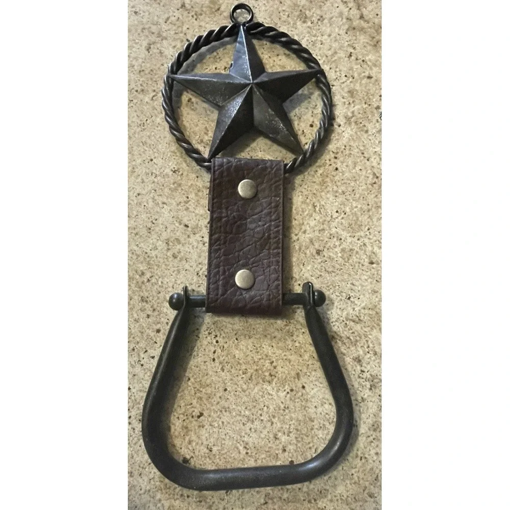 Western Star & Stirrup Toilet Paper Holder – Wall-Mount Decor 15